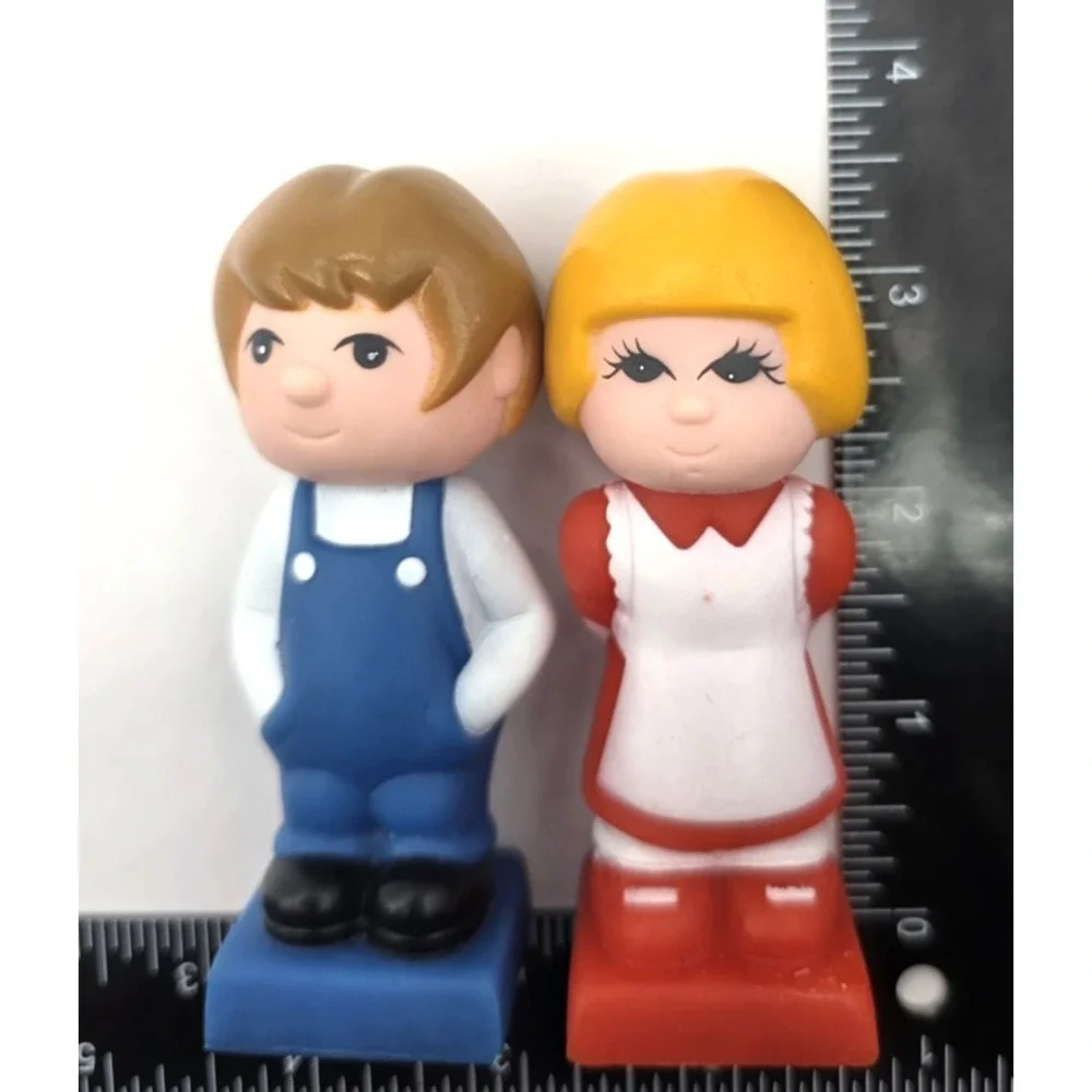 Vintage Tyco Super Blocks Preschool People Figures Boy‎ & Girl 3.5